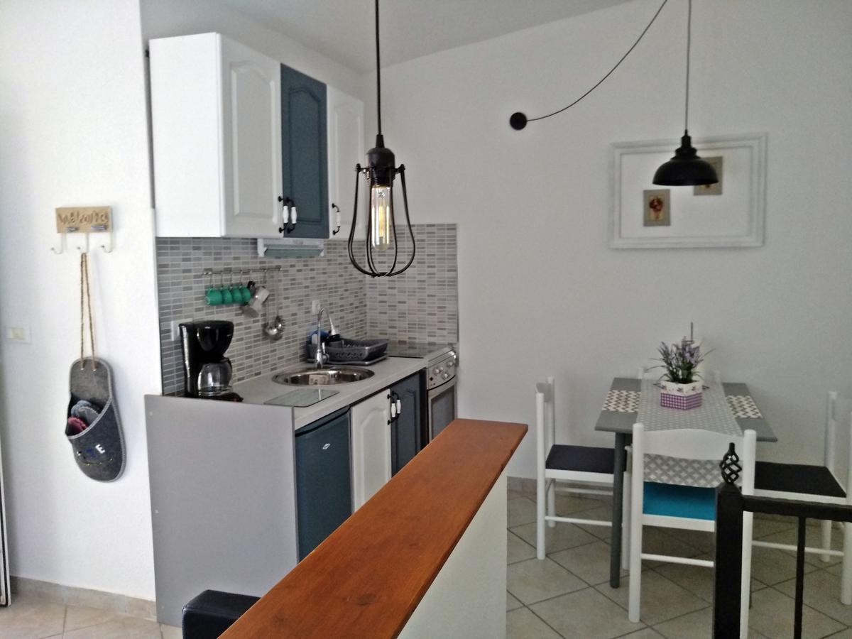 Anica Apartment *