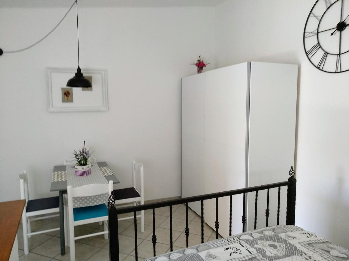 Anica Apartment